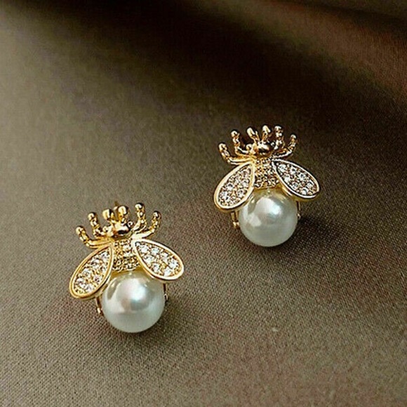 Bee earrings pierced stud - Picture 3 of 5